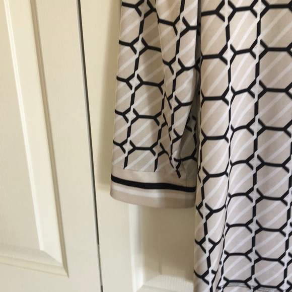 NY&C ๐ blouse gold/black 3/4 sleeve - Picture 13 of 16